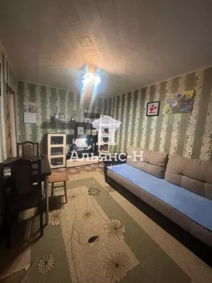 Продается 2-ком гостинка